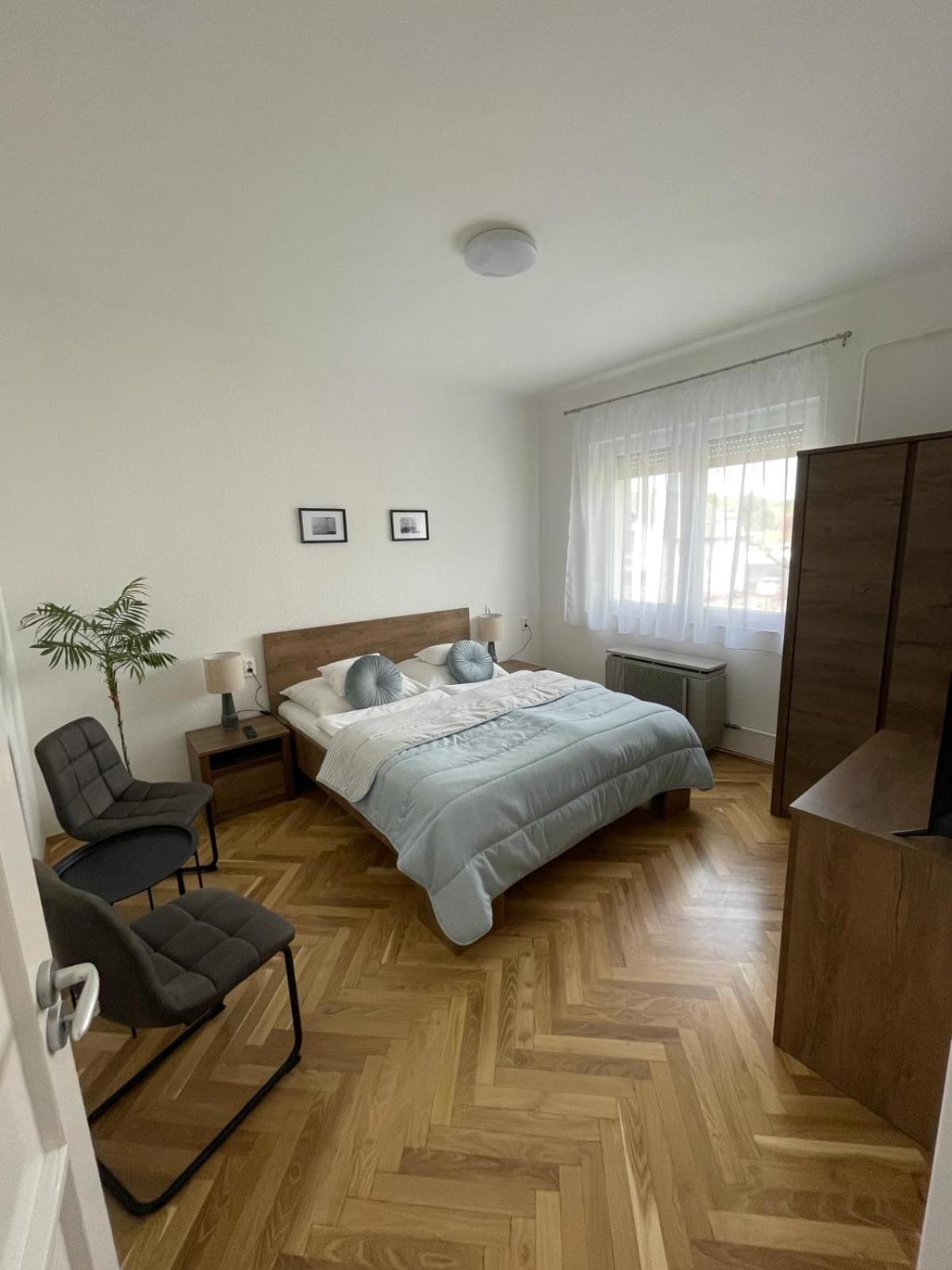Attila Vendeghaz Apartment บาลาตงโบกลาร์ ภายนอก รูปภาพ
