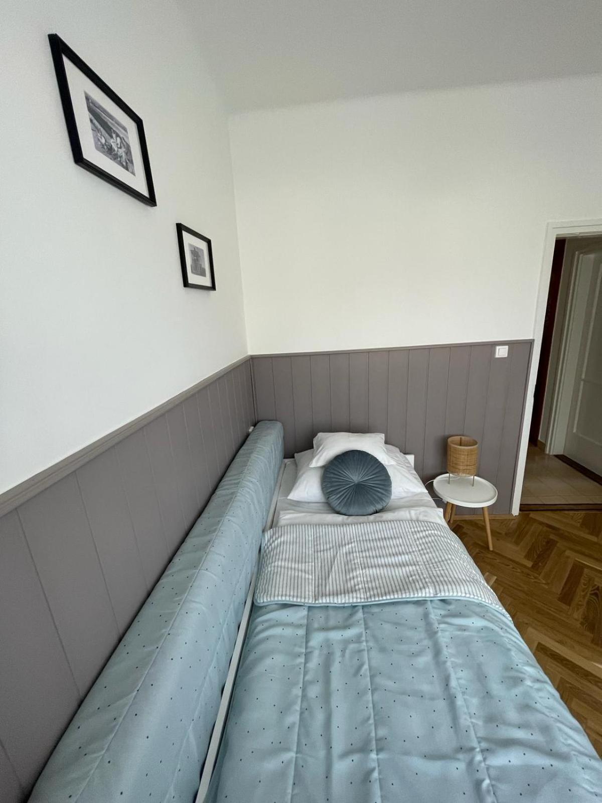 Attila Vendeghaz Apartment บาลาตงโบกลาร์ ภายนอก รูปภาพ